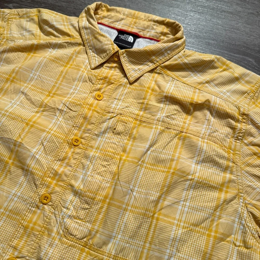 The North Face Shirt Mens XL Plaid Short Sleeve Vented Zip Pocket Button Down